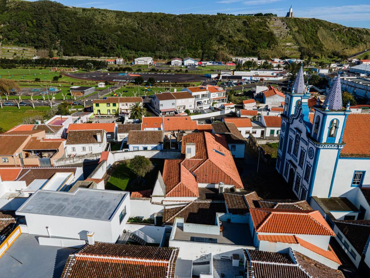 Apartamentos Da Travessa Praia da Vitoria Luaran gambar